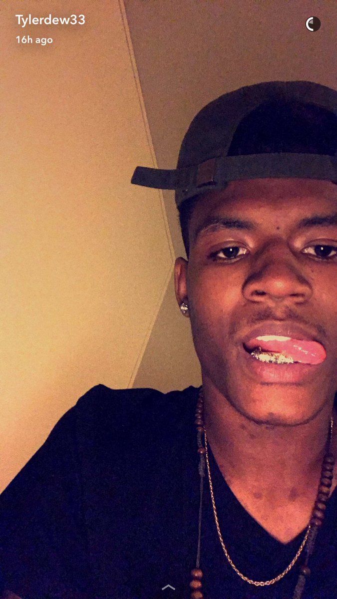 TylerDew33's tweet image. 