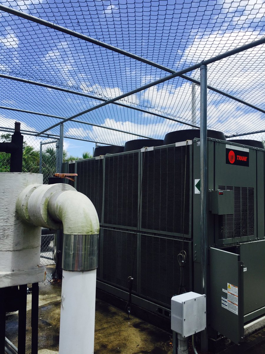 ChoiceAirManage's tweet photo. Trane air cooled chiller....working like a champ.... https://t.co/B4kIXemOjA