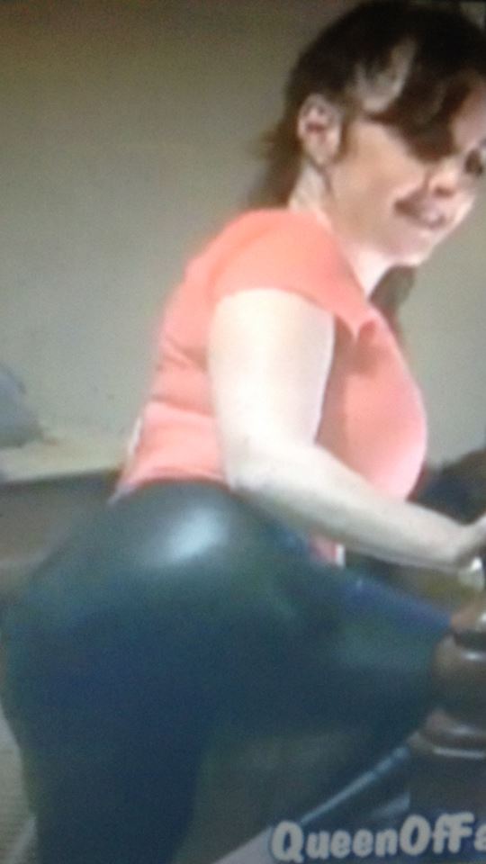 william57073328's tweet photo. @EbonyFetish7 farts spandex sexy https://t.co/zxLOGw5kZo