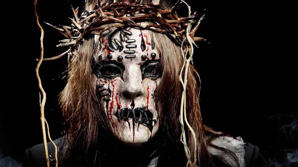 ট ইট র Studio Hanamauii スリップノットはバンドのメンバー全員がソングライターだから プレッシャーがかかるんだ Joey Jordison Ex Slipknot 本日4月26日は元スリップノットのドラマー ジョーイ ジョーディソンの誕生日です ドラムセットごと回転