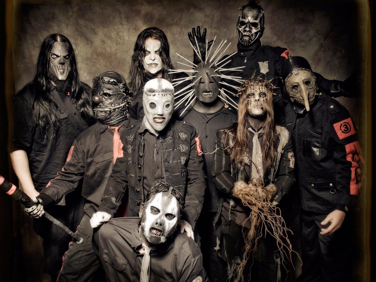 ট ইট র Studio Hanamauii スリップノットはバンドのメンバー全員がソングライターだから プレッシャーがかかるんだ Joey Jordison Ex Slipknot 本日4月26日は元スリップノットのドラマー ジョーイ ジョーディソンの誕生日です ドラムセットごと回転