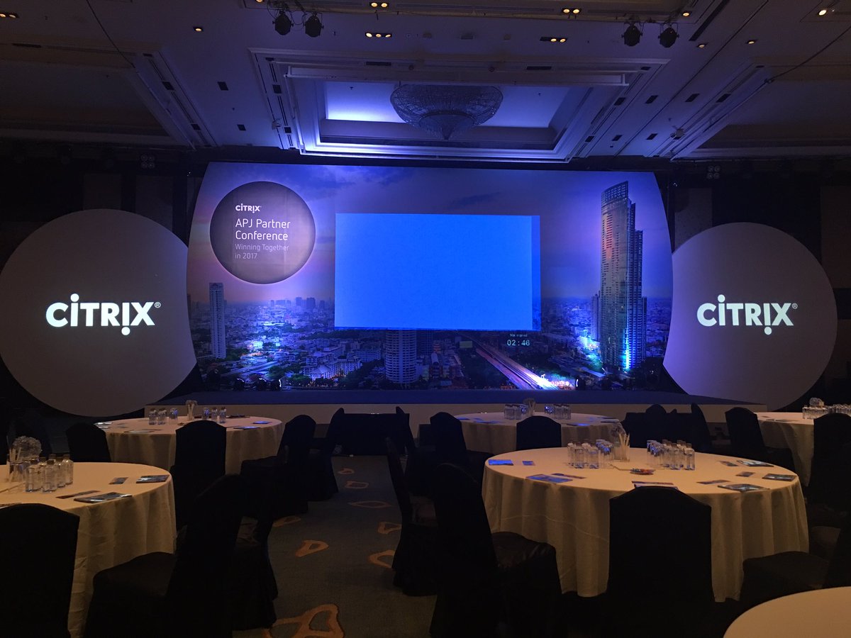 callejap's tweet image. Half an hour before kick off #citrixapjpc