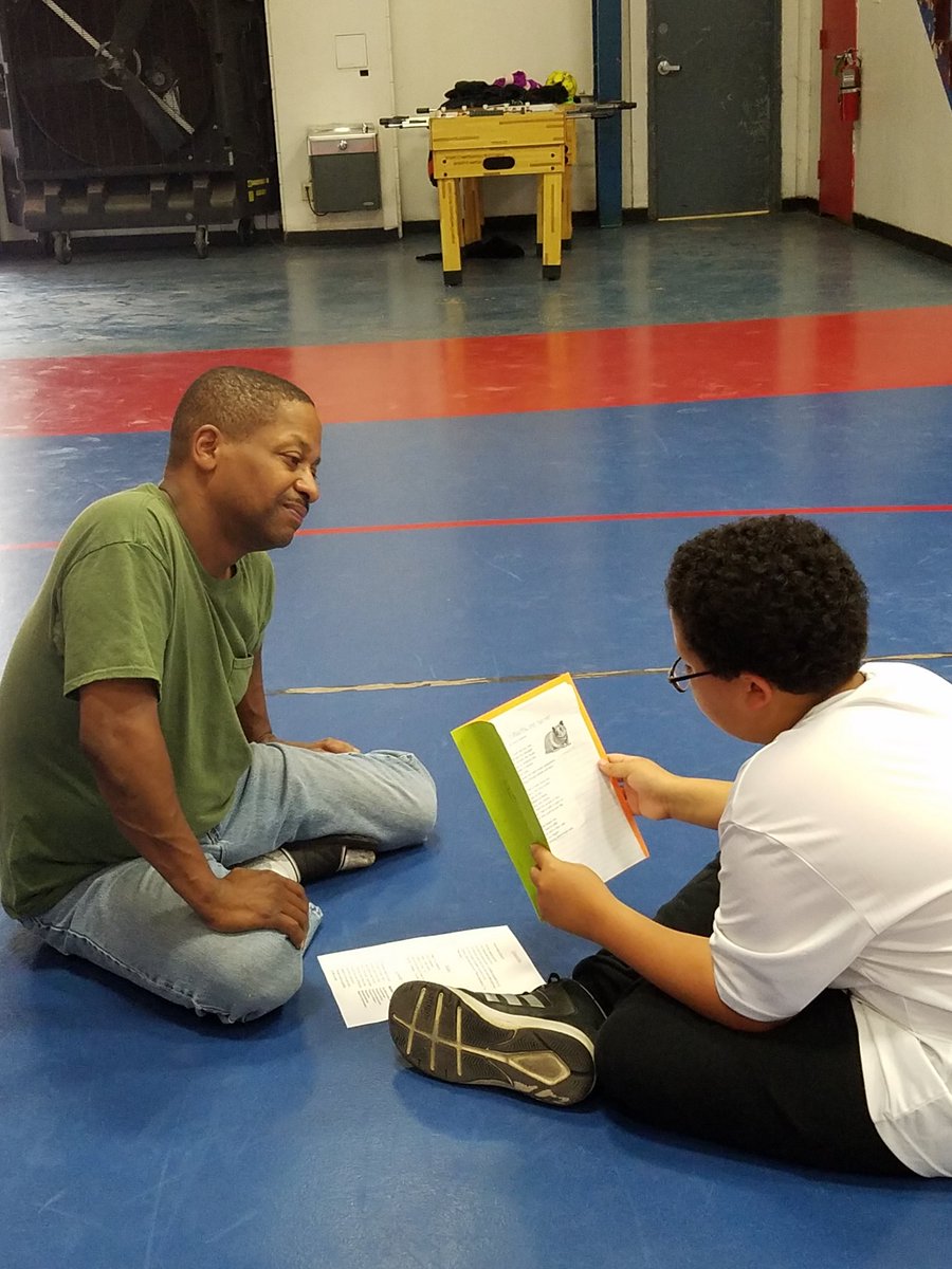 ddpetter's tweet photo. Sharing his poetry with dad. #saladopatriots https://t.co/nXr9261zng