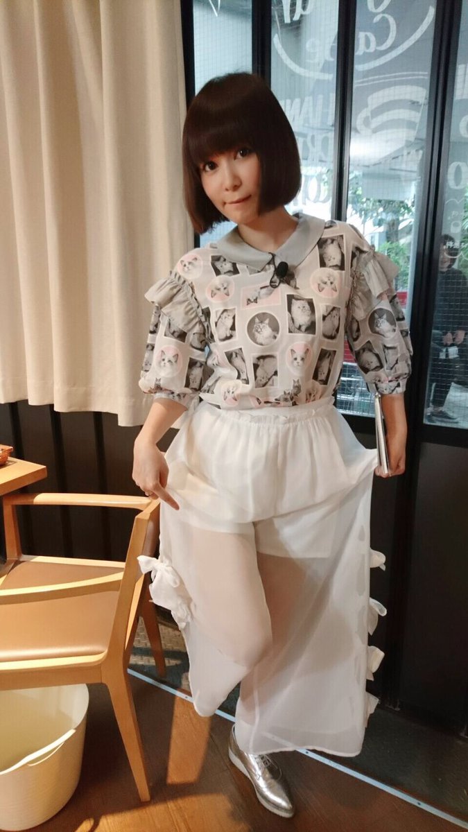 中川翔子 Staff Pa Twitter 今日はウチくるのロケ 今日の衣装は ちょっとセクシー な脚がスケスケのスカート そしてゲストは 泉谷しげる さん ハチャメチャ話が聞けるかも 今日も1日 頑張りましょう 中川翔子 Staff Pa Twitter 今日はウチくるのロケ 今日の衣装は ちょっとセクシー な脚がスケスケのスカート そしてゲストは 泉谷しげる さん ハチャメチャ話が聞けるかも 今日も1日 頑張りましょう