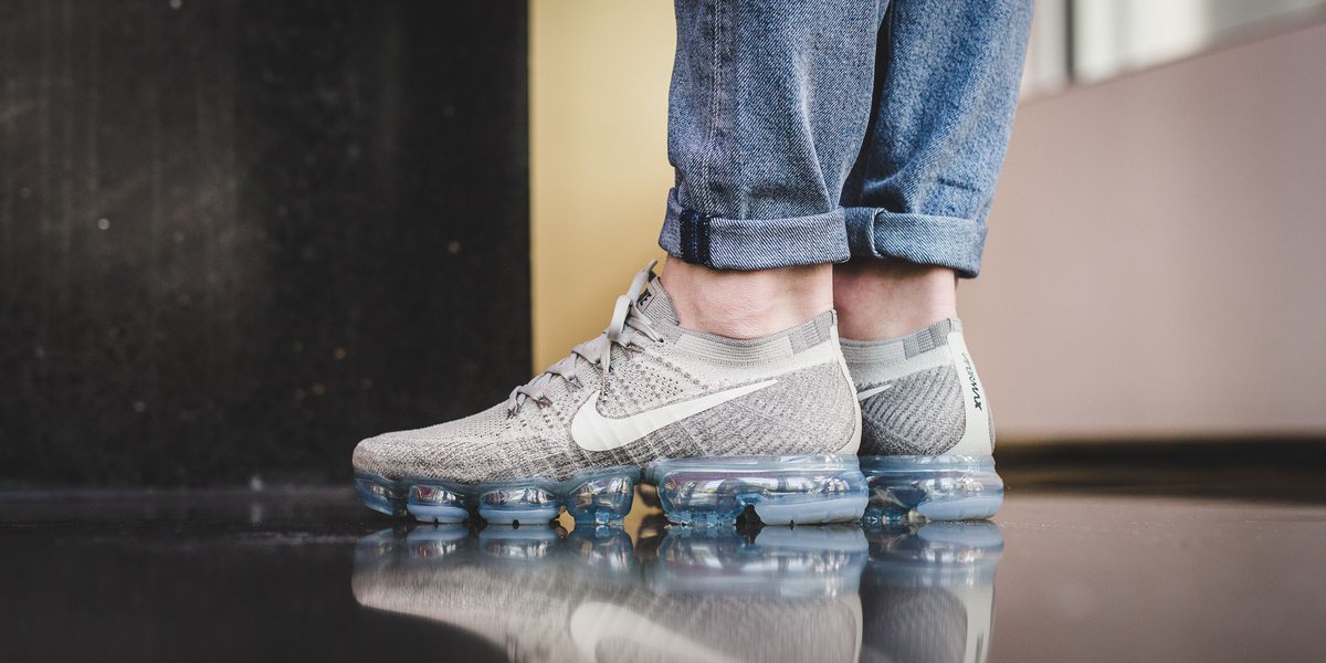 light grey vapormax flyknit