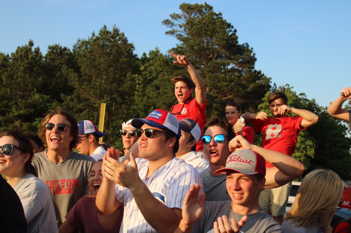 jacksonboersma's tweet photo. fun times out in right field, @catboxcrazies thank the @RustonBaseball boys for giving us some great games! https://t.co/D5H3mju0It