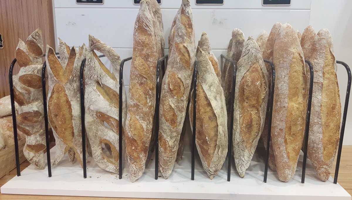 Pan de Leis!!! #artesano #masamadre #panaderia #panadero #panartesano #opandeleis