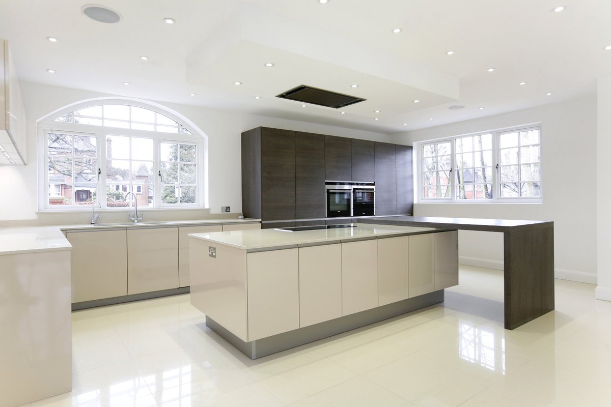 Open plan kitchen utilising contemporary finishes and materials, specific to the occupants requirements. #architecture #interiordesign