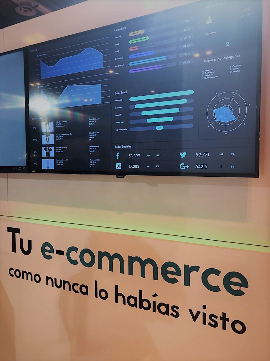 artvisual's tweet image. El equipo de #Zeus @Smartvisualdata ya está en #OMExpo2017 ¿Ya conoces las novedades de #Smartvisualdata? ¡Ven a vernos y te las contamos!😊