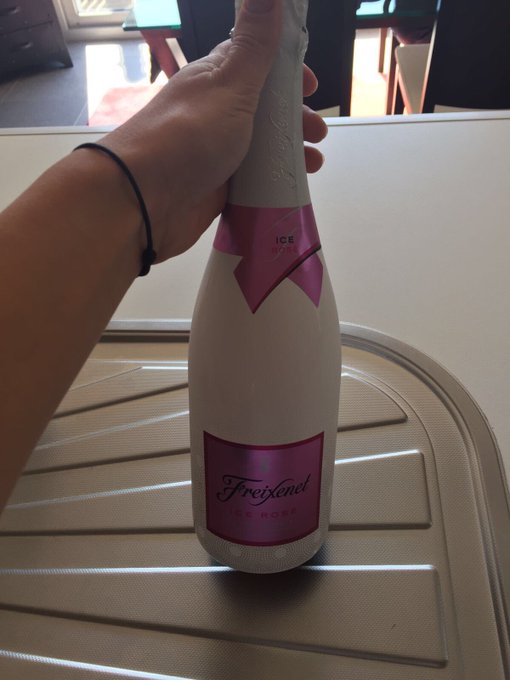 Is it a good chose for the weekend?😱❤️❤️❤️❤️ https://t.co/sIqPQskjsN