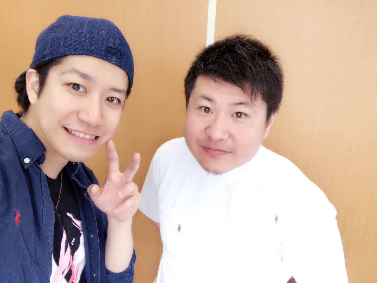 あすぱら Cojirase The Trip ちゅーわけで 超会議も近いのでまた新小岩のあおい接骨院さんで顔に鍼やってもらいましたー フェイシャルマッサージと合わせて1500円 そしてめちゃ小顔のお目目ぱっちりマンになりました 黒木先生ほんまスゲェ