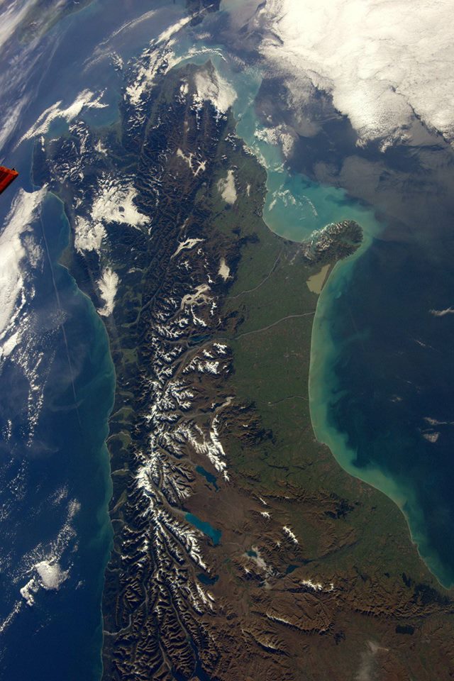EssentialSimply's tweet image. I love NZ so much! Satellite picture of the beautiful South Island