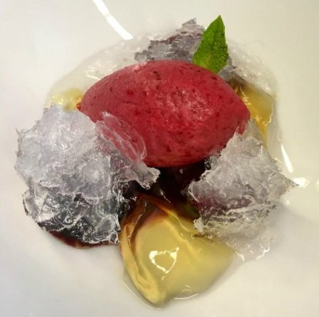 🍴 Nuevo Especial en PãstryRevolution.es: Elaboraciones con cereza!
pastryrevolution.es/noticias/cerez…
@les_cols
<a href="/LasarteBCN/">Lasarte Restaurant</a> 
<a href="/NickMuncy/">Nick Muncy</a>
<a href="/hotelomm/">Hotel Omm Barcelona</a>