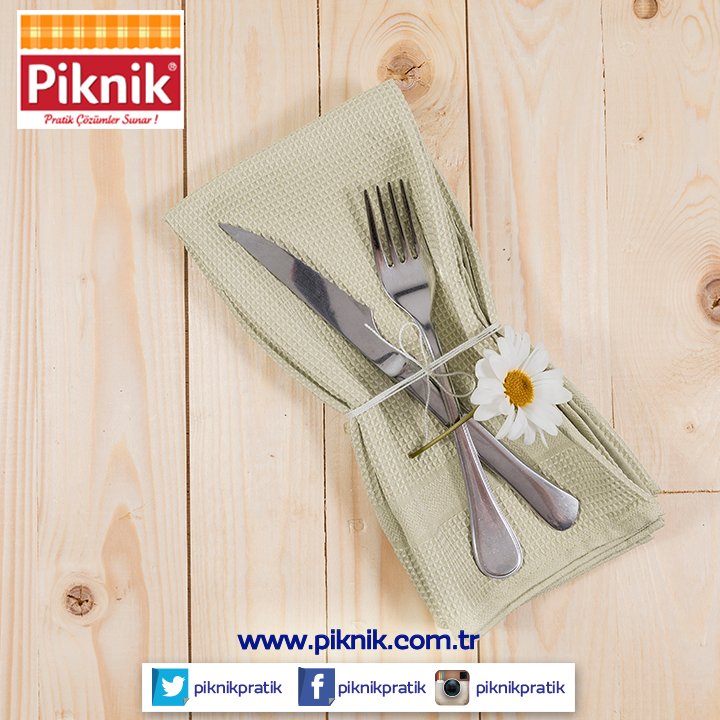 Baharda çiçekler açmaya başlamışken, davet sofralarınızı da küçük dokunuşlarla renklendirmeye ne dersiniz? :)