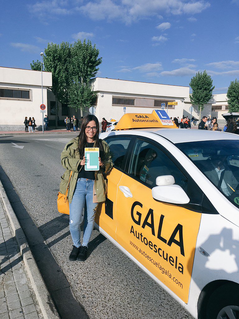 AlbaGutierrez06's tweet photo. @autoescuelagala POR FIN!!! 🎉🎉🎉 https://t.co/CZ4UMbMyEr