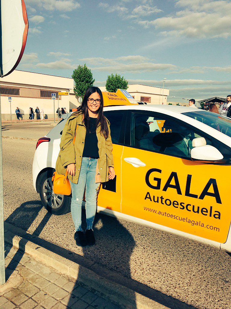 AlbaGutierrez06's tweet photo. @autoescuelagala POR FIN!!! 🎉🎉🎉 https://t.co/CZ4UMbMyEr