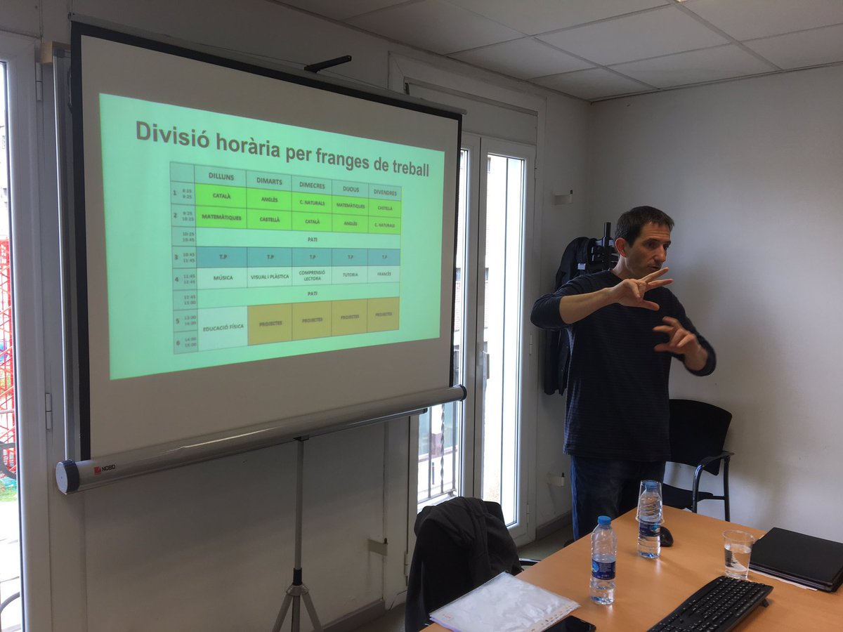 jmolins1's tweet image. 5a sessió #acciotutorial amb @InsBaixMontseny. Els canvis profunds de millora requereixen una reorganització estructural  @orientacioense