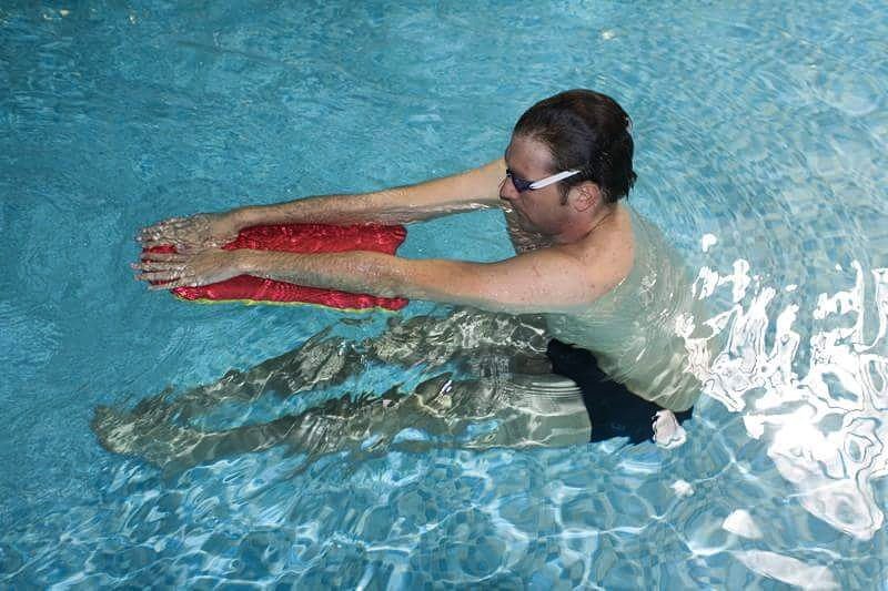 Swimwitheo2's tweet photo. #lowercore #kick #drill ! 🏊💪#challengeyoursef #challengeyourbody #harderthanitlooks #swimming #swimminglessons @SwimSanity #fitness #HIIT https://t.co/cS2aDSuut7