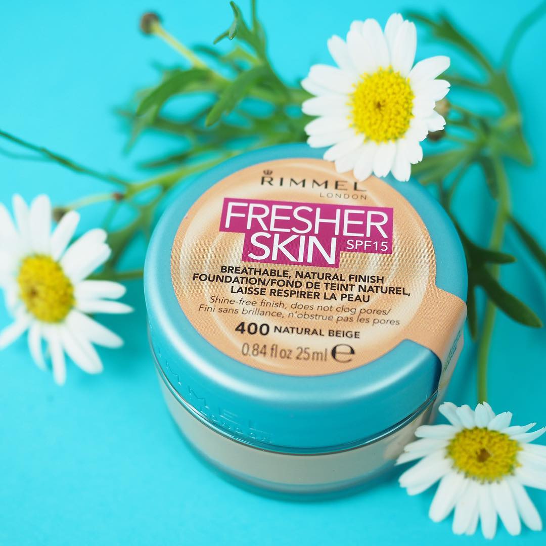 Rimmellondones's tweet image. Con la llegada de la primavera nos pasamos a los maquillajes más naturales, ¡la #FresherSkin será tu mejor aliada!
