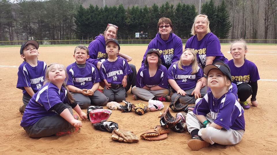 UNGSoftball tweet picture