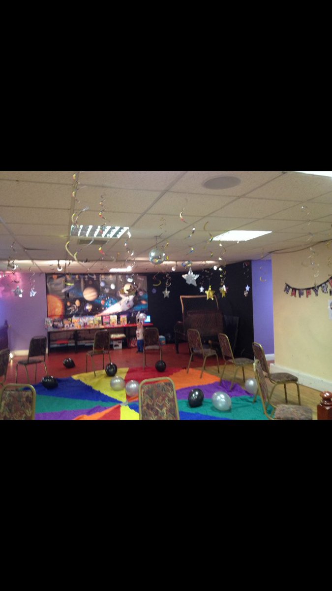 SmoothOperatio3's tweet image. Dylan&apos;s 4th Birthday party organised by us just look at that cake detail. Let us plan your children&apos;s Parties