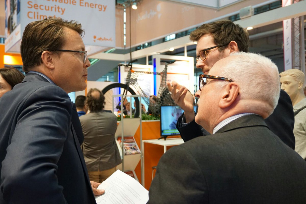 swat.engineering (@swat_eng) on Twitter photo Bedankt <a href="/constantijn14/">Constantijn van Oranje</a> (<a href="/StartupDelta/">TLSUD</a>) voor het boeiende gesprek over het vertalen van onze technische missie naar boardroom taal! Bedankt <a href="/constantijn14/">Constantijn van Oranje</a> (<a href="/StartupDelta/">TLSUD</a>) voor het boeiende gesprek over het vertalen van onze technische missie naar boardroom taal!