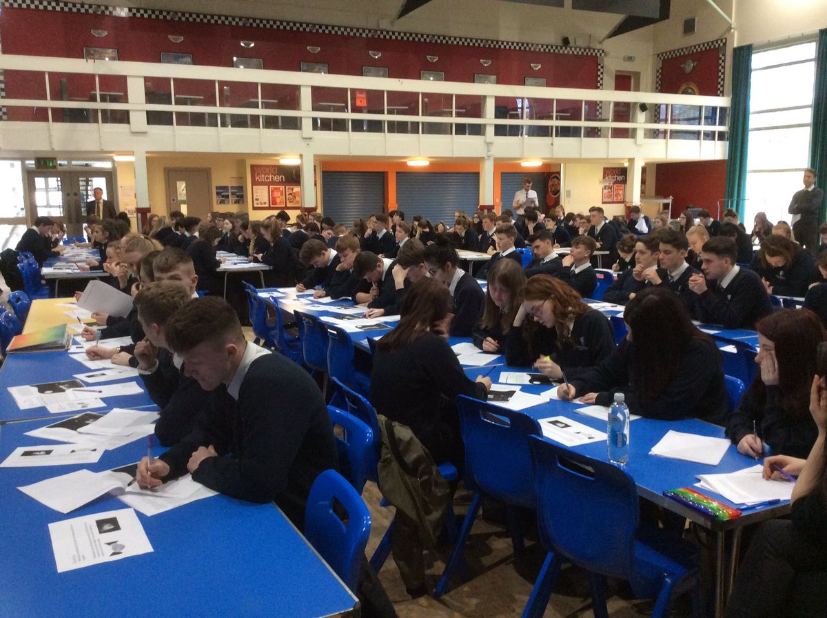 GSHS_English's tweet image. Another hugely successful walking talking mock with Year 11! #fiction #paper1 #gshs #english