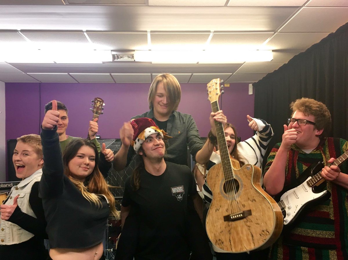 StAustellMusic's tweet photo. All of our second year students have been offered places at their first choice universities! https://t.co/xTxE81HDxk https://t.co/IMXtljuM5G