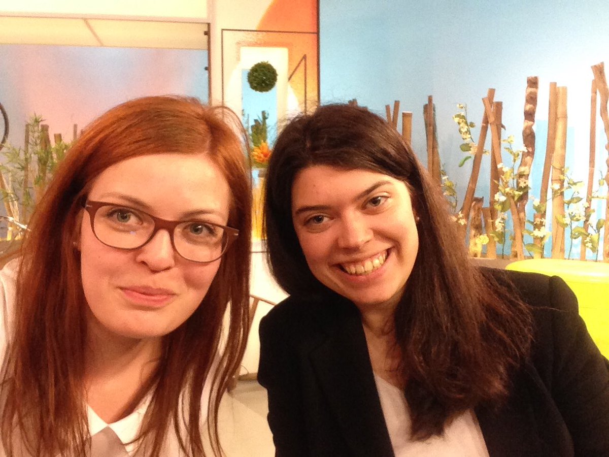 czechitas's tweet photo. Dneska natáčíme #SamaDoma v @CzechTV v rámci tématu #ženyvIT 
#womenintech 
Cc @Akademie_IT https://t.co/Ds1I1RbrqC