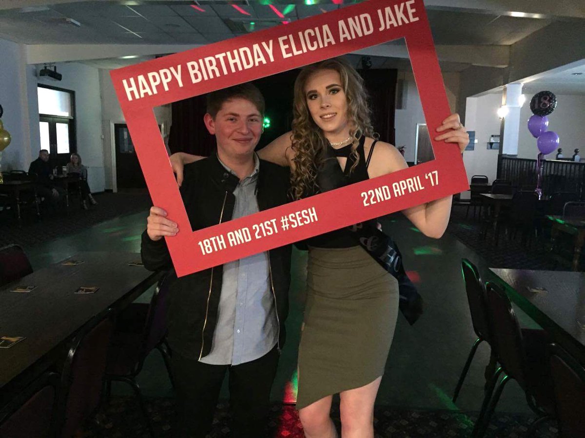 PappframesRF's tweet image. Great to hear the #Pappframe we produced last week went down well at the party! 😃📸