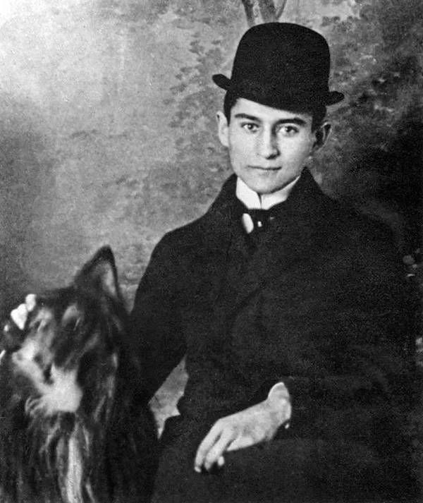 Franz Kafka avec son chien, 1910 #histoire