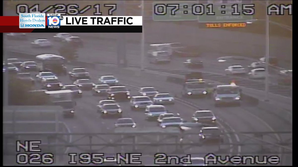 Broken Down Car on I-95 SB Express approaching Golden Glades #traffic https://t.co/h6c7wBSvrR