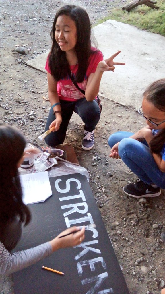 theaaabellss's tweet photo. Cuteness overload with the working committee. Hahahhahaa love you all! ππππ #Ateduties #painter #yfcadn #kayithetalkingmaster https://t.co/koqjP0boQw