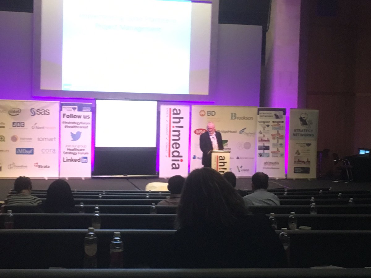 Reesy0's tweet image. Pat Davis presenting on good PPM practices in Health &amp;amp; Social Care in NI @HStrategyForum @corasystems #ProjectVision