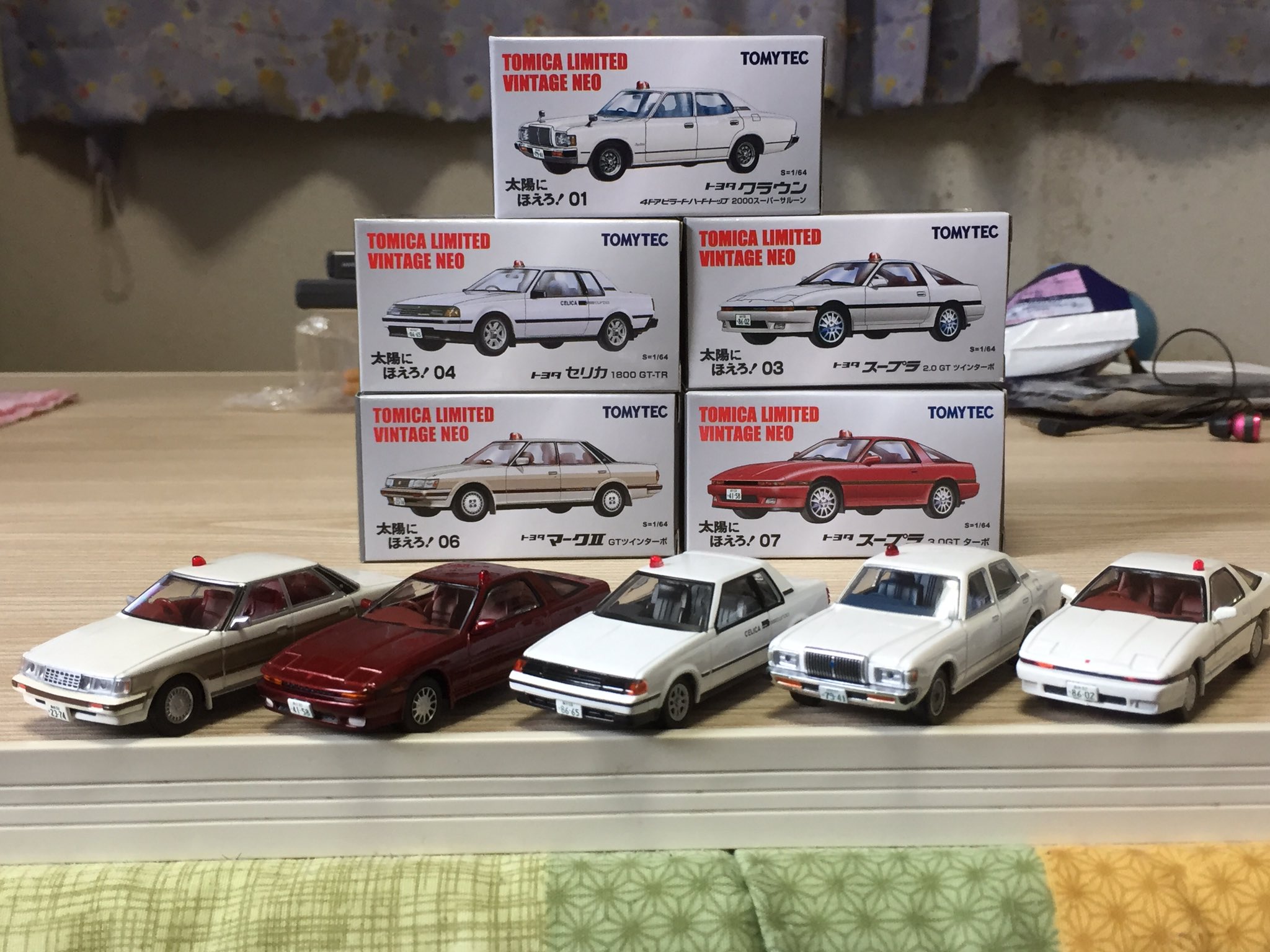 Twitter 上的 Shigoshigoon 太陽にほえろ の覆面車のトミカも 最近では段々とモデル化されてきました 太陽にほえろ の各時代ごとレギュラーの覆面車 これからもどんどん出てきて欲しいものです T Co Cy4m5hwlhz Twitter