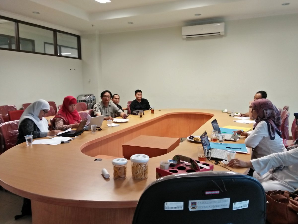 #SemangatBerdesa
Sampling Audit BPKP ke P3MD Kab.BandungBarat Yg ke 2 x
Alhmdlh lancar
<a href="/KemenDesa/">Fast Track Travel</a> <a href="/EkoSandjojo/">Eko P. Sandjojo</a> <a href="/tppindonesia/">Pertepedesia</a> <a href="/AhmadErani/">Ahmad Erani Yustika</a>
