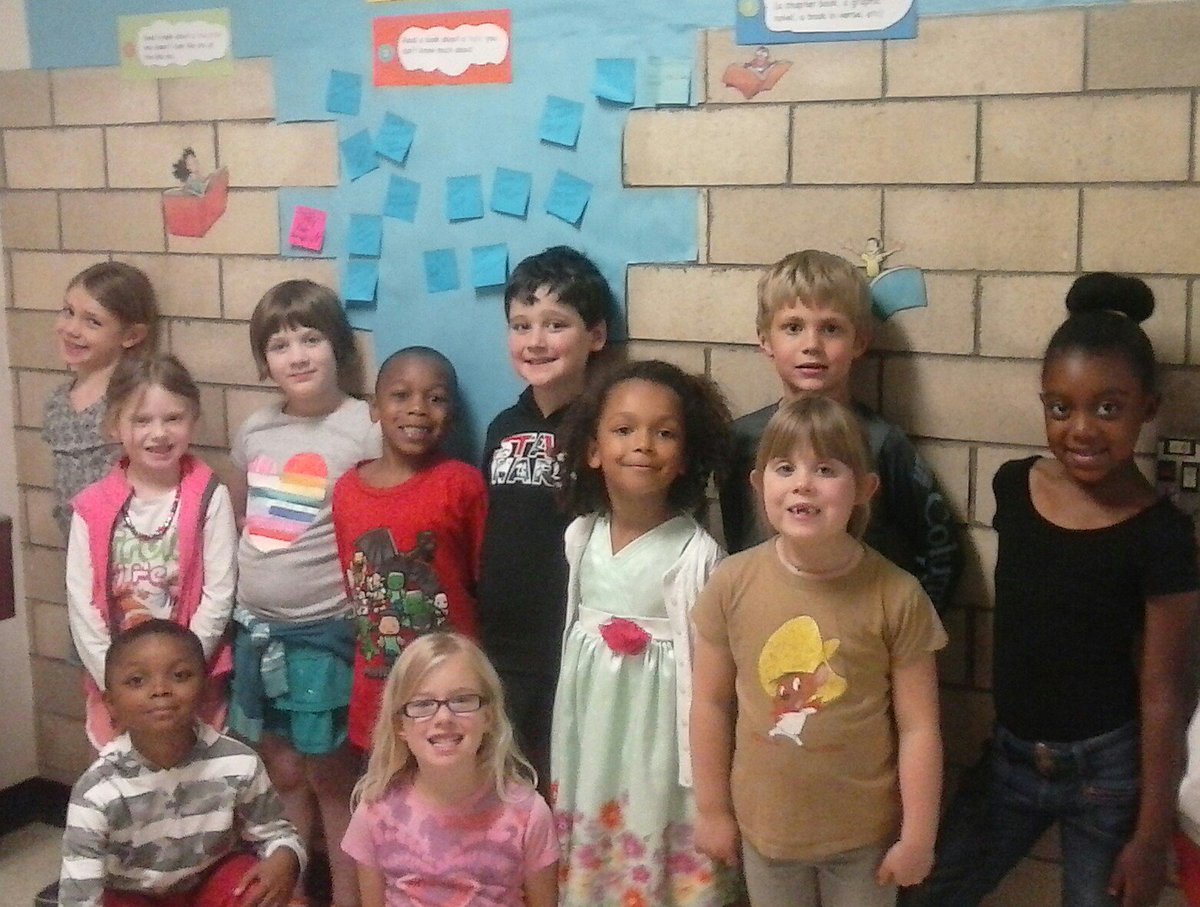 OverIntheLib's tweet image. Mrs Cox's First Grade class came to add their books to the #ReadingWithoutWalls display. I love that these kids are reading about new things