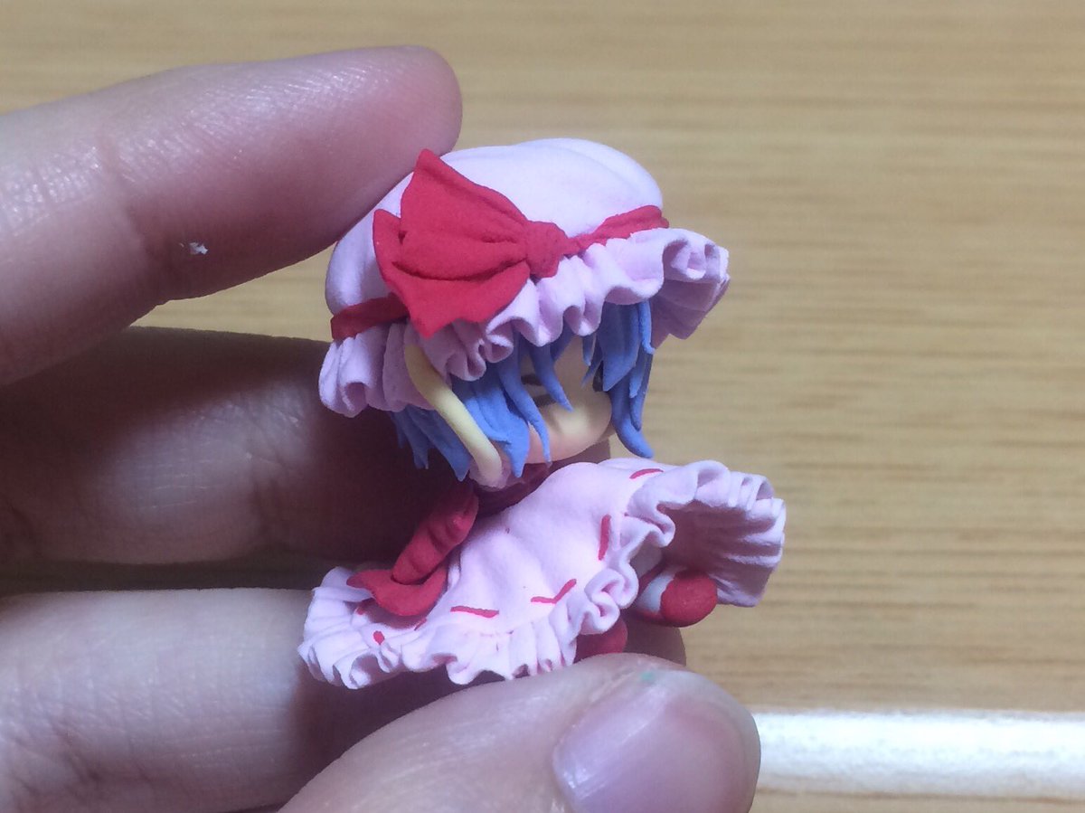 ねり子 例大祭お疲れ様でした Auf Twitter ちなみにカリスマガードしてたレミリアちゃん と咲夜さん は 後々こちらの受注作品に こんな感じに収まりました ねり子 例大祭お疲れ様でした Auf Twitter ちなみにカリスマガードしてたレミリアちゃん と咲夜さん は 後々こちらの受注作品に こんな感じに収まりました