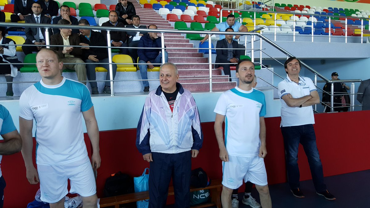 Chess__News's tweet image. #shamkirchess2017 Решившиеся размять кости шахматисты.