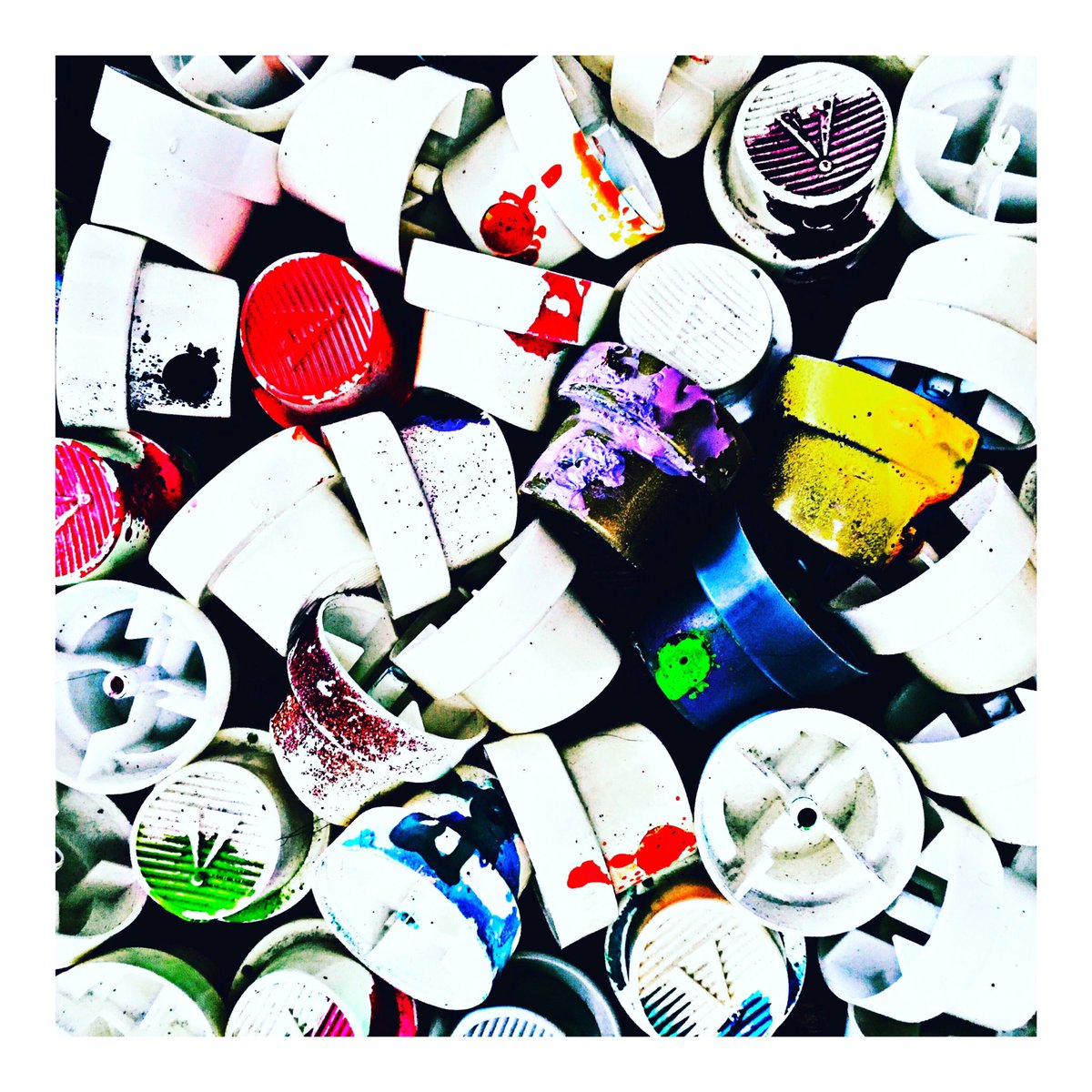 PlutoniumPaint's tweet image. #WednesdayWisdom PRO CAPS provide variable spray patterns from 1/16th" to over 10" wide. #SprayControl