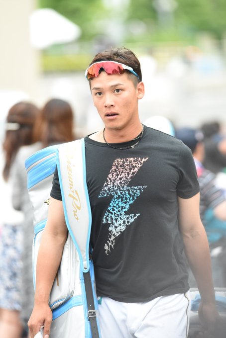 石川慎吾の筋肉の凄さが分かるマッチョ画像 筋トレメニューや増量した方法も Baseball Trip ベースボールトリップ