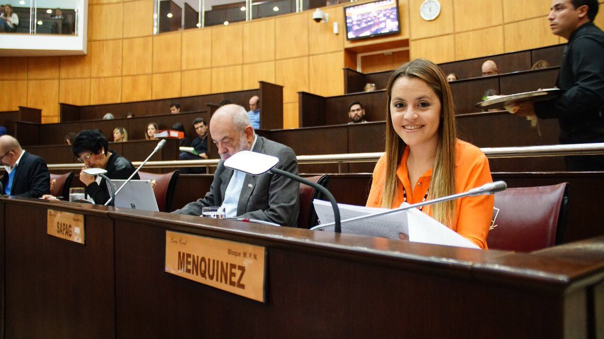 #AHORA 6 sesion <a href="/LegislaturaNqn/">Legislatura de la Provincia del Neuquén</a> quiero destacar lanzamiento del programa #JovenesLideres políticos y comunitarios <a href="/DiputadosMPN/">Diputad@s MPN</a>