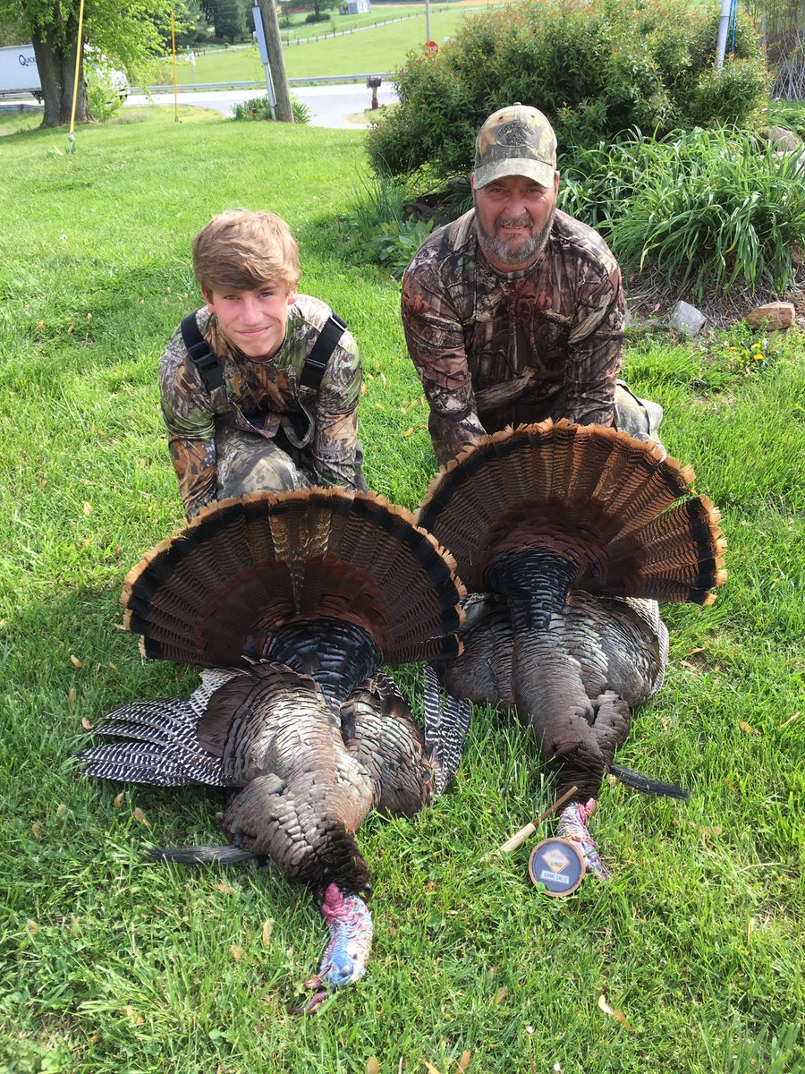 Congrats to Randy Bennett, Owner of Twin Creeks Outfitters, on this successful hunt!! #Turkey2017 #DeadEndGameCalls