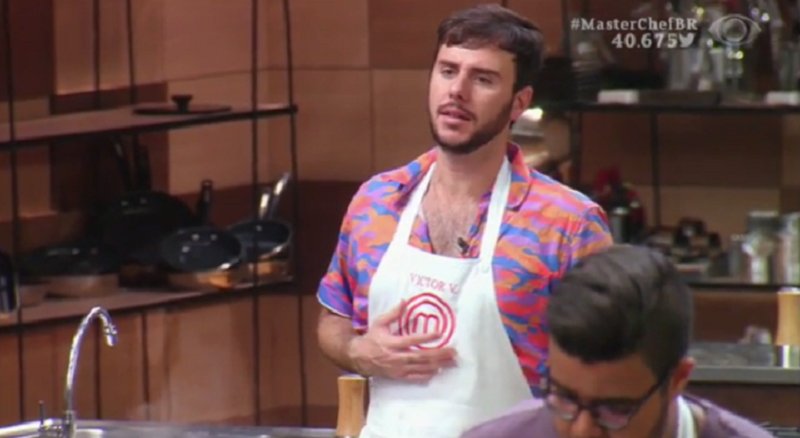 '#MasterChef : participante revela ter filho com casal de amigas homossexuais -> https://t.co/ikodHhuGB1 https://t.co/0ic1oO6qyi