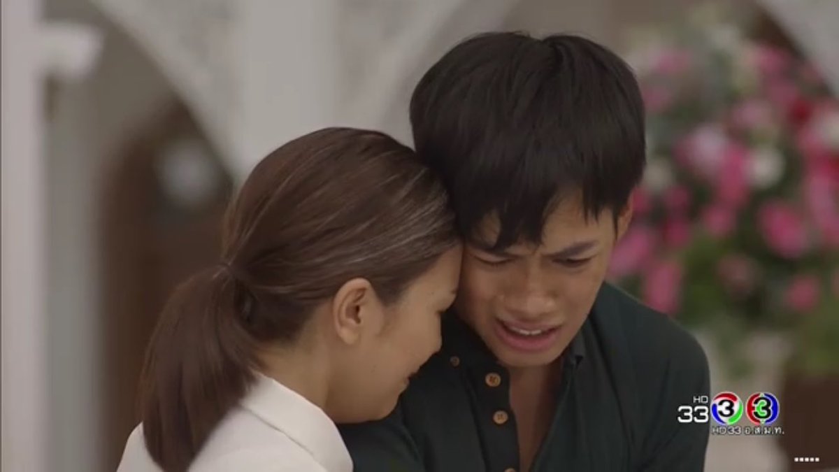 NoNgNuMiN's tweet photo. เพราะอ้อมกอดและความรักของแม่ทำให้ #นเรนทร์ คิดได้ #ตะวันยอแสง ลูกต่อให้ทำผิดยังไงก็ยังเป็นลูก https://t.co/vzF6sm2SGR