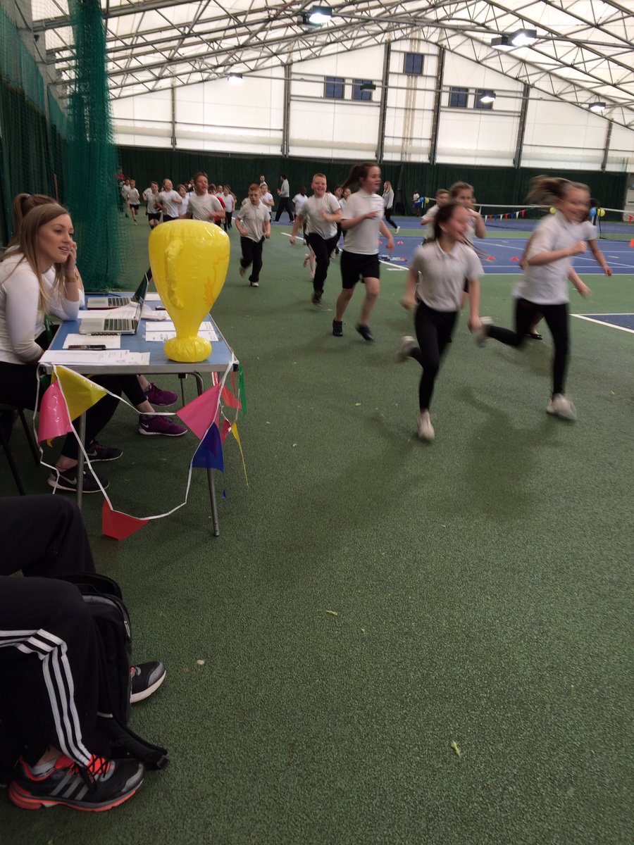 kimh2014's tweet photo. Great day spent at the last sport management events 2017 with @NUSportCoach students 🎾⚽️ https://t.co/LG9sF7wXFz
