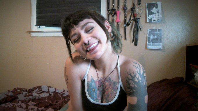 Happy Birthday to me! I'm online now on @chaturbate so come tell me I'm old and decrepit https://t.c<a class="tags" href="/tag/chaturbate">@chaturbate</a><a href="/tag/onlyfans"class="tags"><span>#onlyfans</span></a>