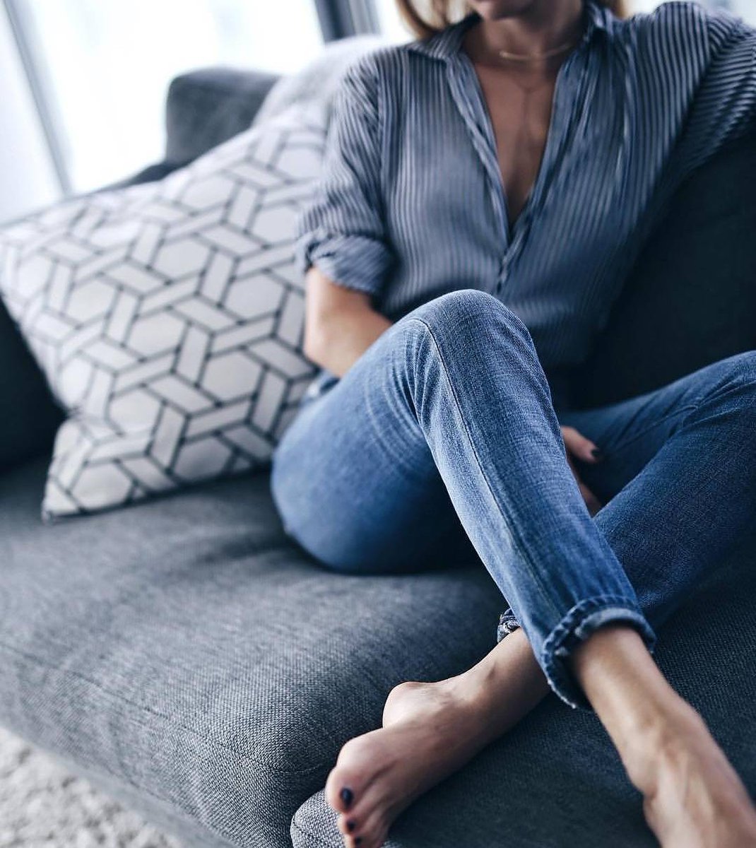 Anyone else looking forward to lounging tonight?  @citizensofhumanity #lookswelove