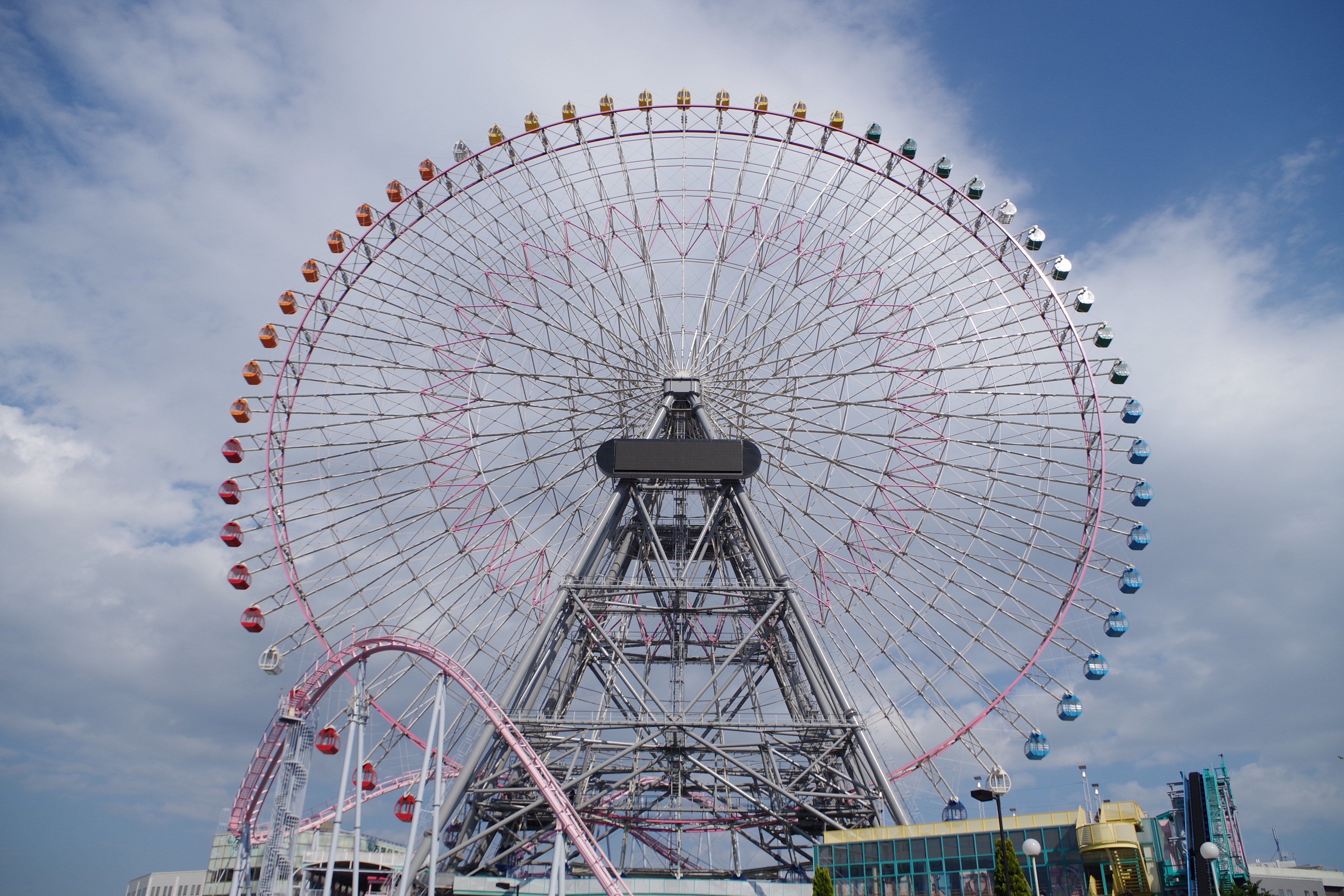 屋形船すずよし 年中無休 Twitterissa これを見たカップルは結ばれる 笑 屋形船で働く同僚の屋形船結婚式のリハーサル時に屋形船から撮影 横浜の観覧車のデジタル時計の表示が消えて真っ黒 点検か何かだったのでしょうか 初めて見ました 屋形船 すずよし