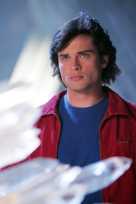 A very happy birthday to Clark Kent, Tom Welling! Just a few days apart from mine too! 